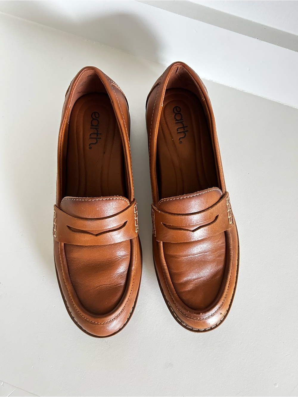 Earth Javas Leather Loafers